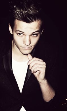 Louis Tomlinson 2