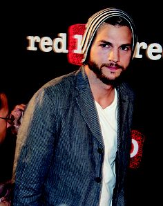 Ashton Kutcher 1