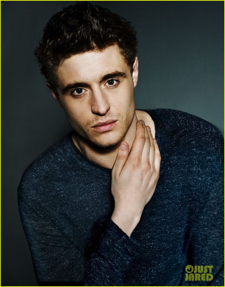 Max Irons 1