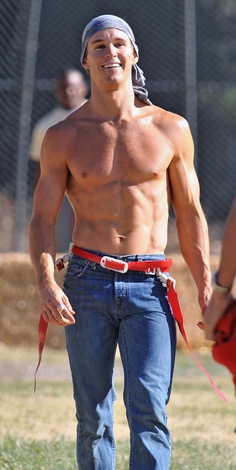 Ryan Kwanten 3