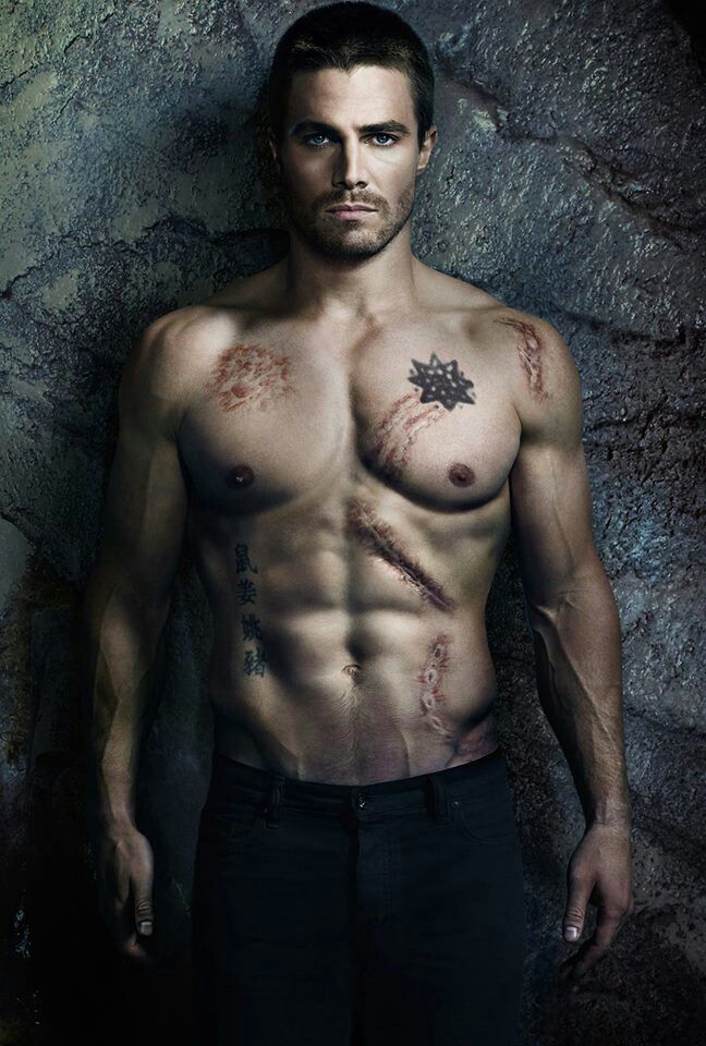 Stephen Amell 1