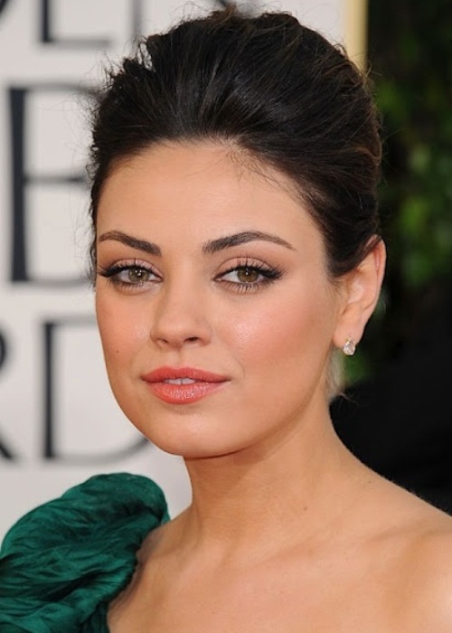 Top 100 Hairstyles for Round Faces_006