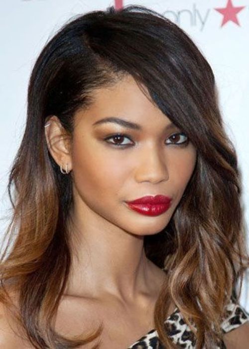Top 100 Hairstyles for Round Faces_041