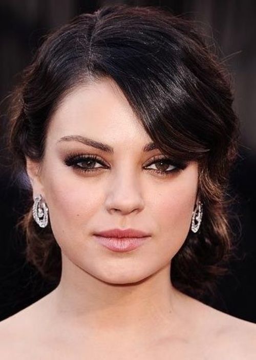 Top 100 Hairstyles for Round Faces_090