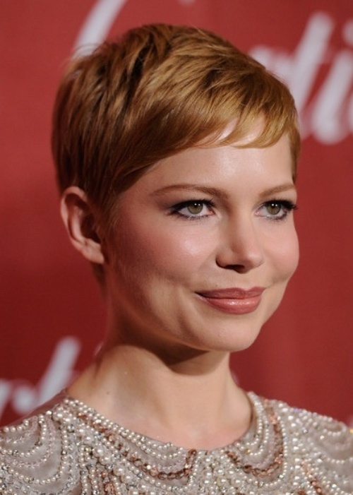 Top 100 Hairstyles for Round Faces_098