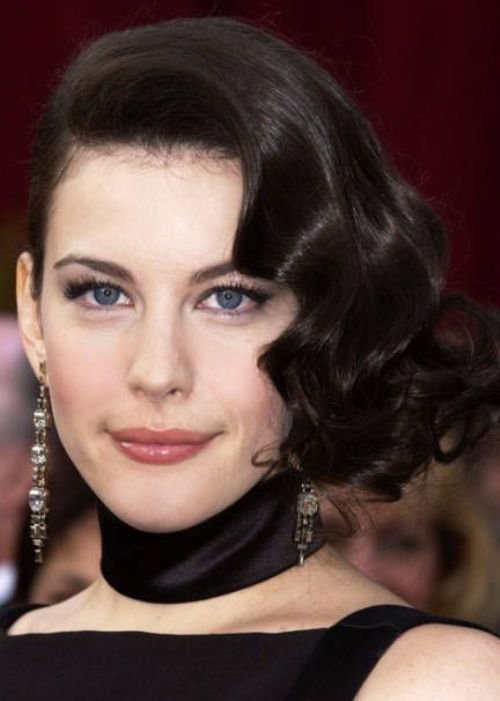 Top 50 Hairstyles for Long Faces_31
