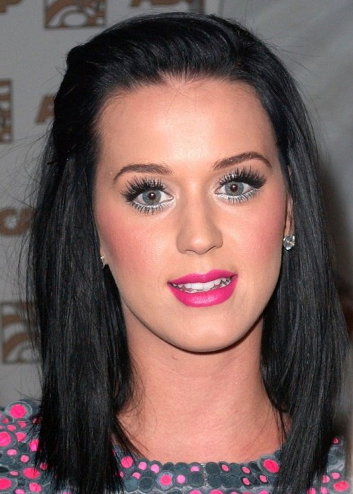 Top 50 Hairstyles for Oval Faces_048