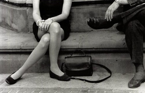 flirtusingbodylanguage_3