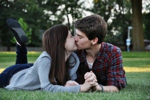 kisses