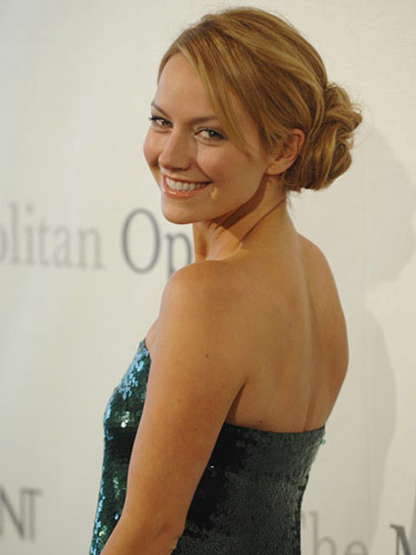 Becki-Newton-lg