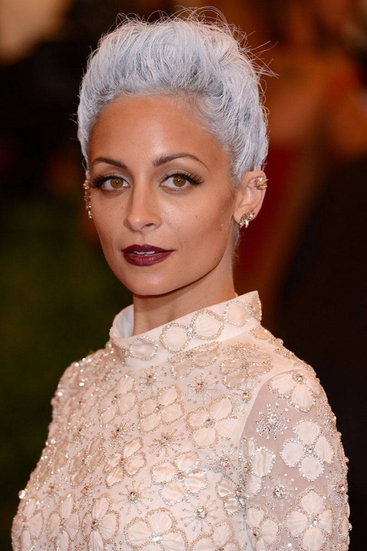 elle-crazy-hair-nicole-richie-v-xln