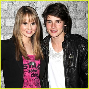 debby-ryan-gregg-sulkin-dating