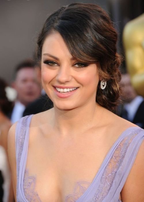 50_Best_Updos_For_Medium_Hair_33