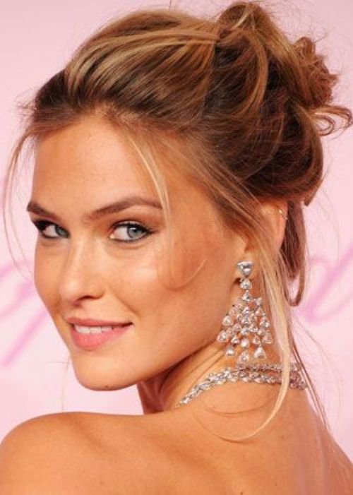 50_Best_Updos_For_Medium_Hair_40