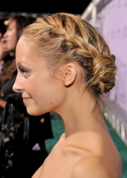 50_Best_Updos_for_Short_Hair_33