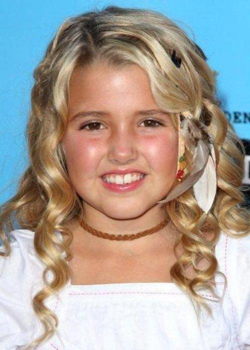 Top_100_Cute_Girls_Hairstyles_021