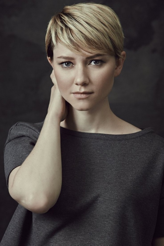 Valorie Curry2