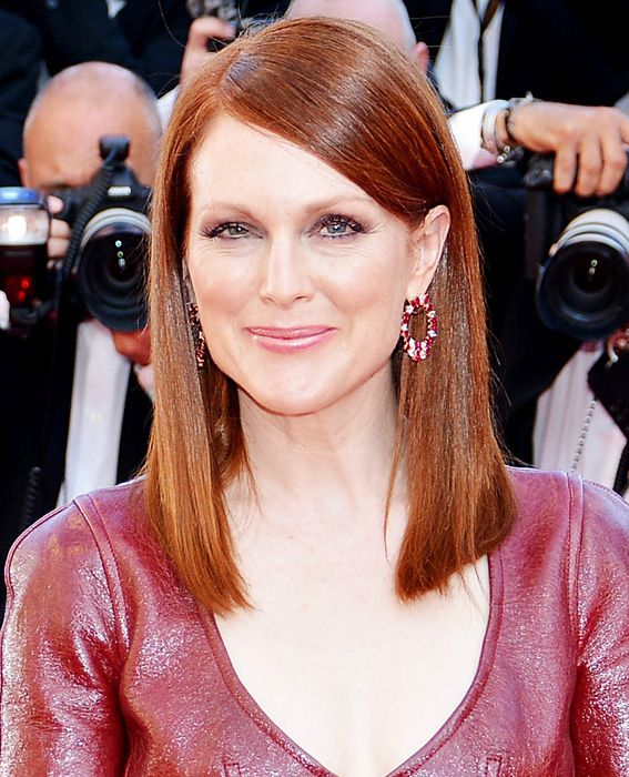Short Hairstyle for Women Over 50_8