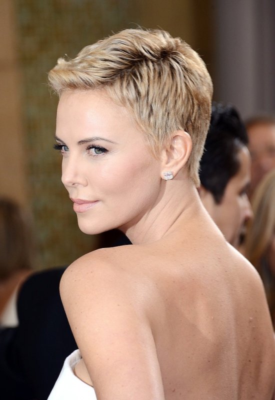 Hairstyles for women over 40_09