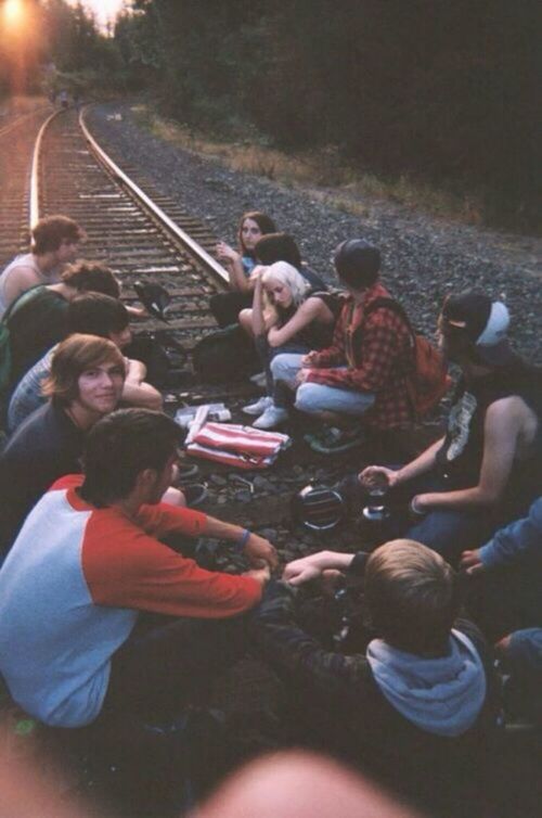 sit together