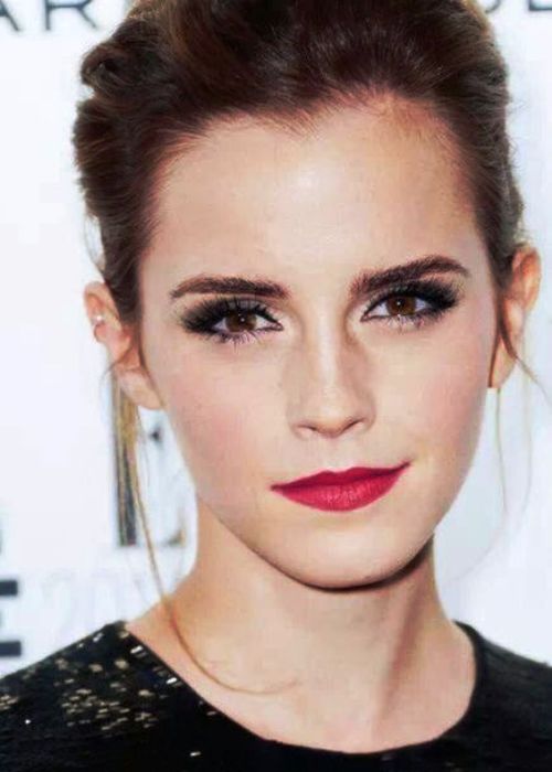 Best Celebrity Makeup Looks for Brown Eyes_03