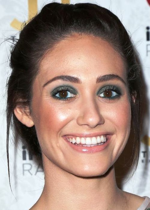 Best Celebrity Makeup Looks for Brown Eyes_14