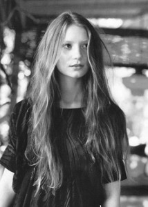 30 Hot Female Actresses Under 30 in 2015 | herinterest.com/