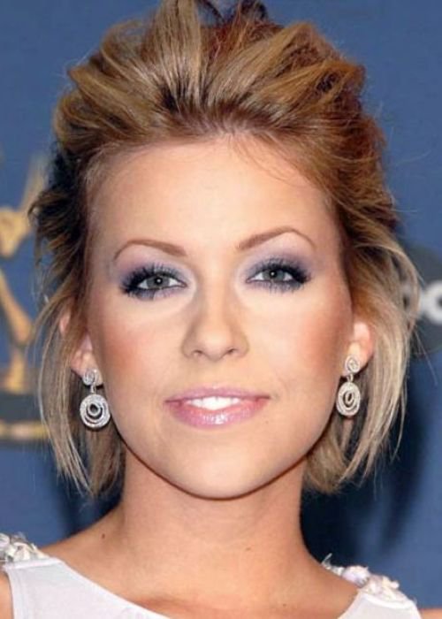 Best half up half down hairstyle_22