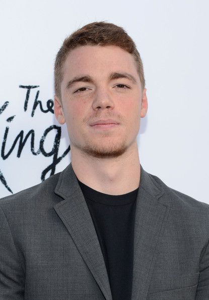 20 Hot Male Actors Under 20 For 2015_07