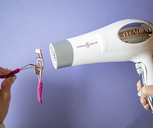 25 Eyelash Curling