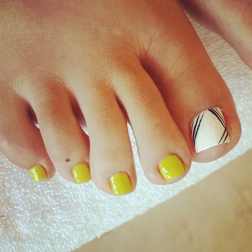 toe nail designs