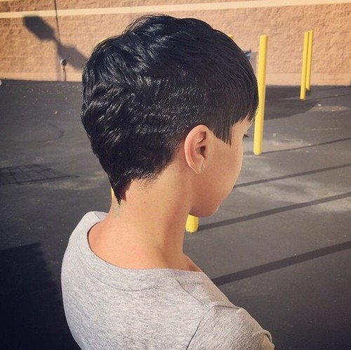 short natural hairstyle_13