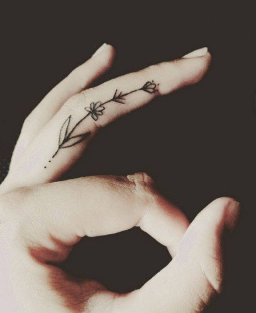small finger tattoo_06