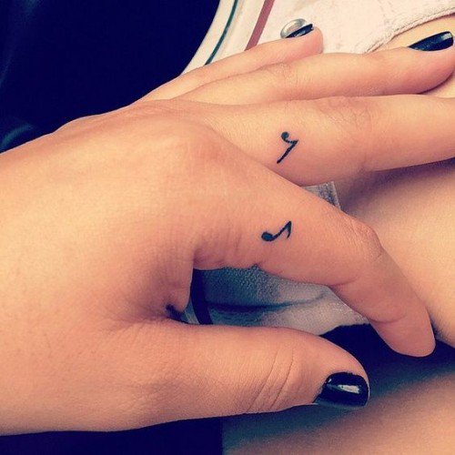 small finger tattoo_40