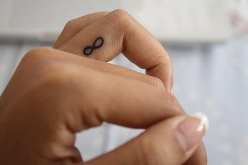 small finger tattoo_42