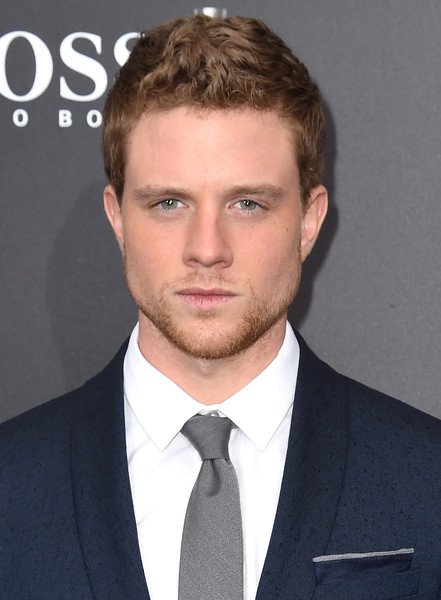 30 Hot Male Actors Under 30 in 2017