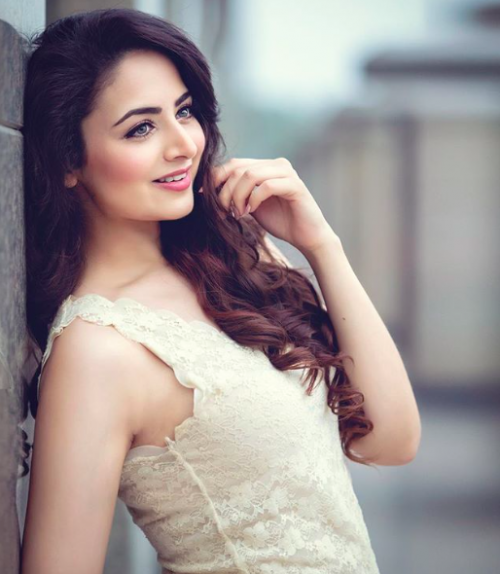 Top 20 Most Beautiful Indian Women of 2017 26
