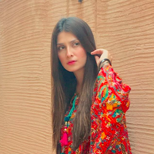 Top 10 Hottest Pakistani Actresses of 2017 14