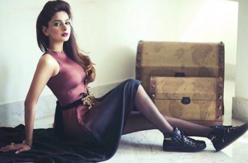 Top 10 Hottest Pakistani Actresses of 2017 7