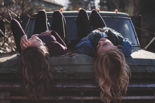 20 Long Paragraphs to Send to Your Best Friend 8